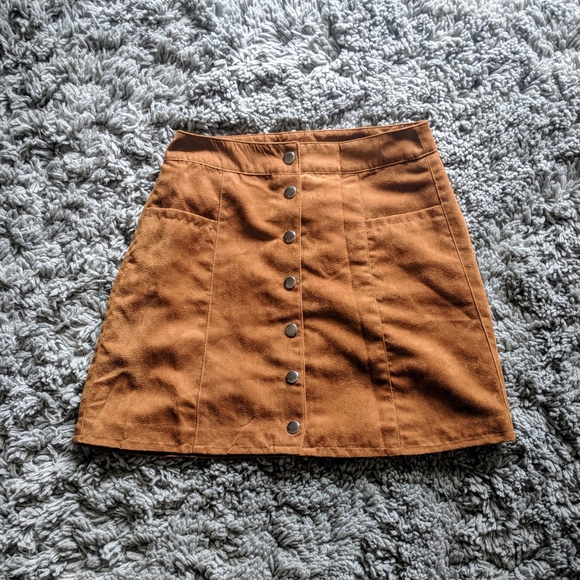 H&M Divided Faux Suede Skirt - Picture 2 of 4
